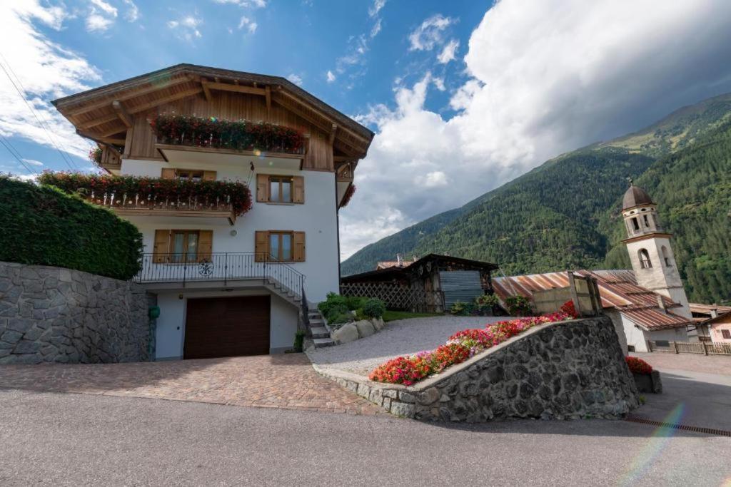 Appartamento Mansarda Patrizia E Franco Val Di Sole Commezzadura Exteriér fotografie